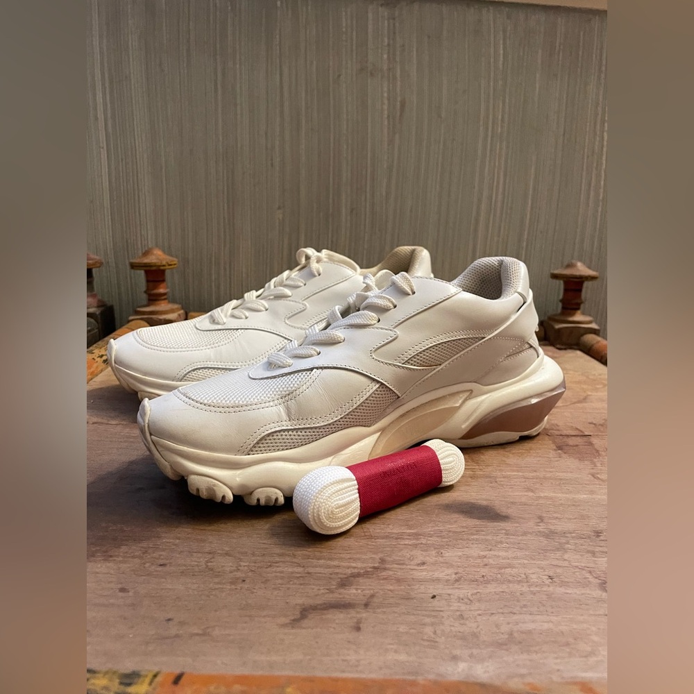 Original Women’s Valentino Sneakers